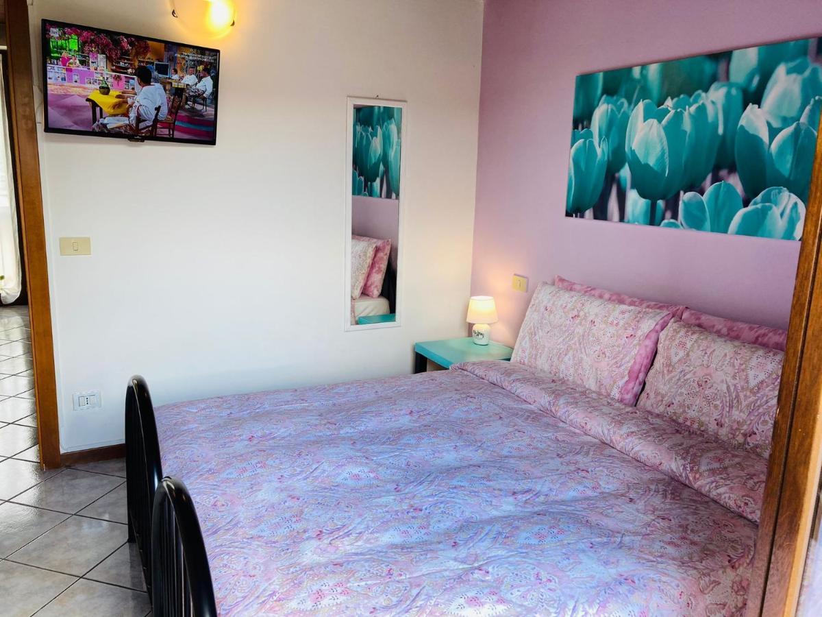 Palm Beach - Your Private And Complete Apartment In Desenzano Del Garda Exterior photo